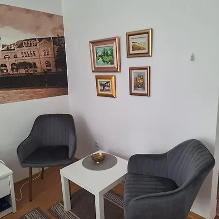 Kaya Apartment *